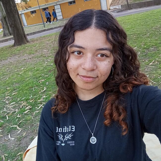 Babysitter in Merlo (Buenos Aires): Aldana Lopez 
