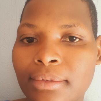 Babysitter Cape Town: Tariro Takura