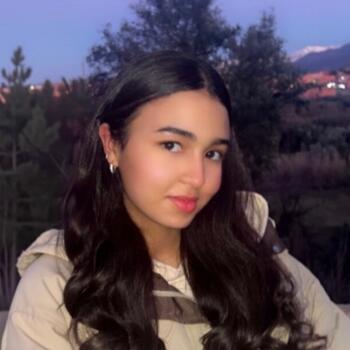 Babysitter in Ifrane: Yasmine