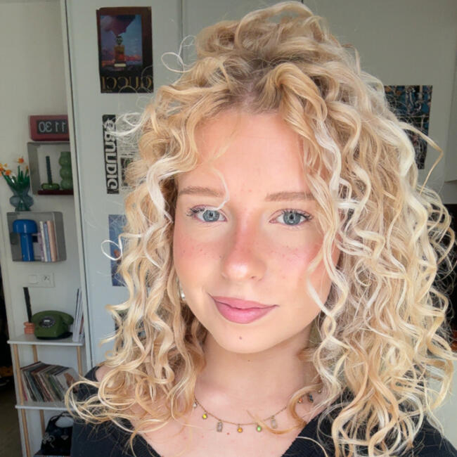 Babysitter in Sydney: Emma