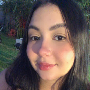 Babá em Goiânia: Domenica Alves