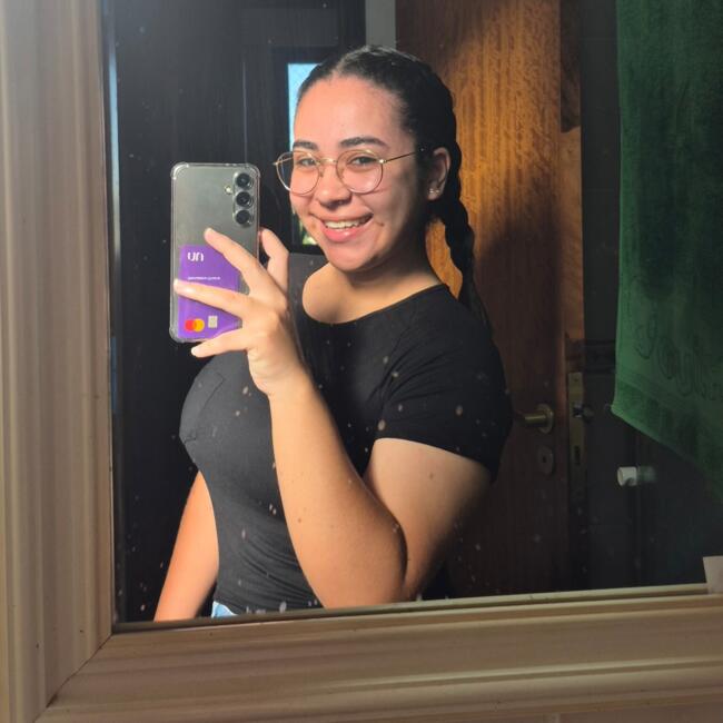 Babá em Rolândia: Andressa