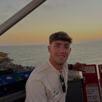 Nanny in Fuengirola: Anuar
