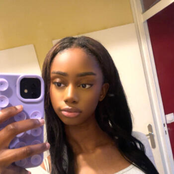 Babysitter in Amiens: Sandy