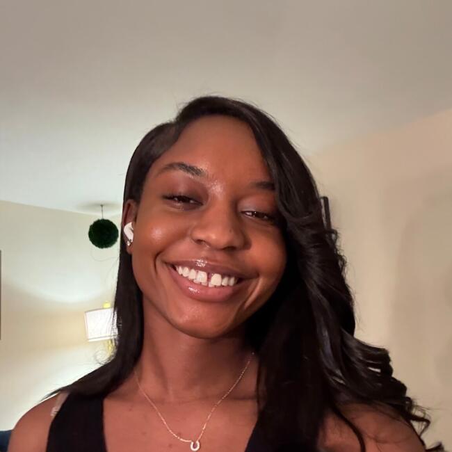 Babysitter in Philadelphia: Enika