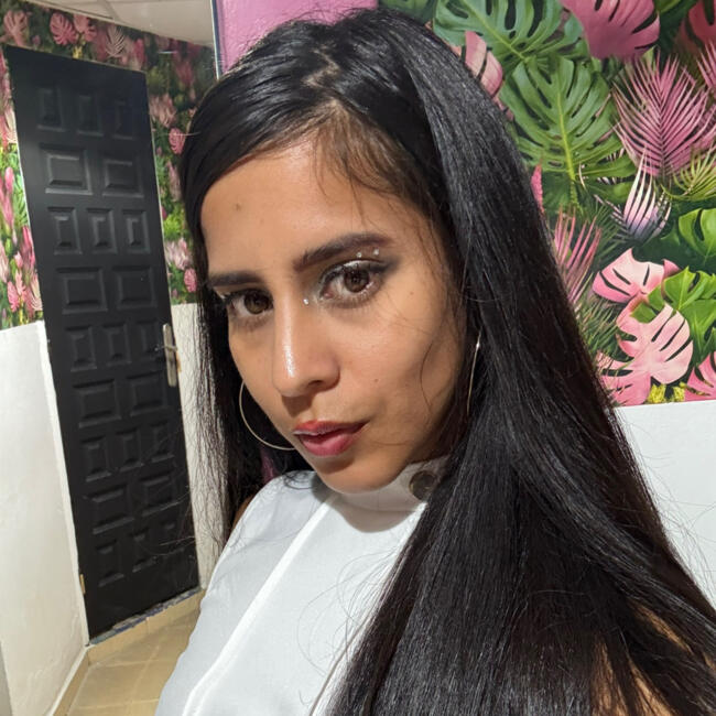 Canguro en Torrevieja: Angela estefania