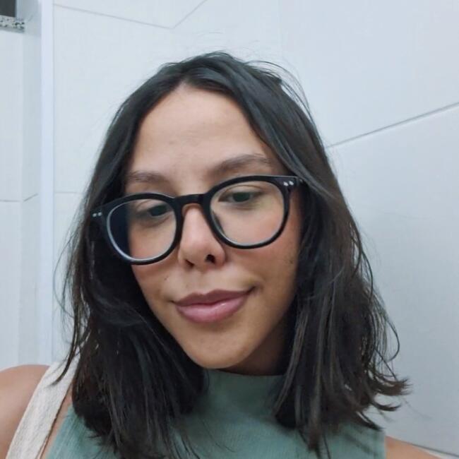 Babá em Senador Vasconcelos: Millena