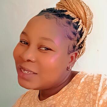 Babysitter in Evaton: Leeenzowami