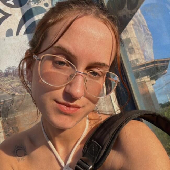 Babysitter in Porto Belo: Maisa