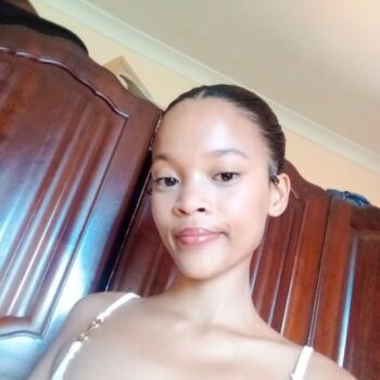 Babysitter Bethelsdorp: Ashrudene