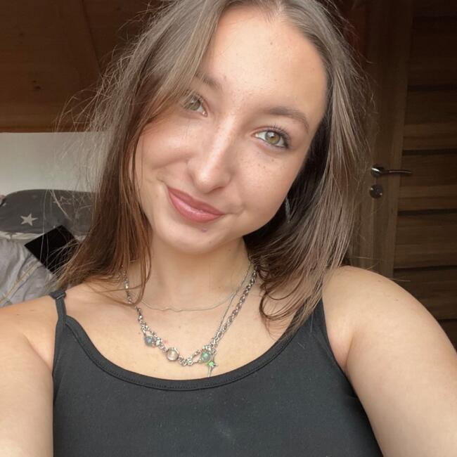 Babysitter in Drahonín: Sabina