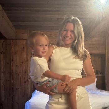 Lavoro per babysitter a Camaiore: lavoro per babysitter Georgiana