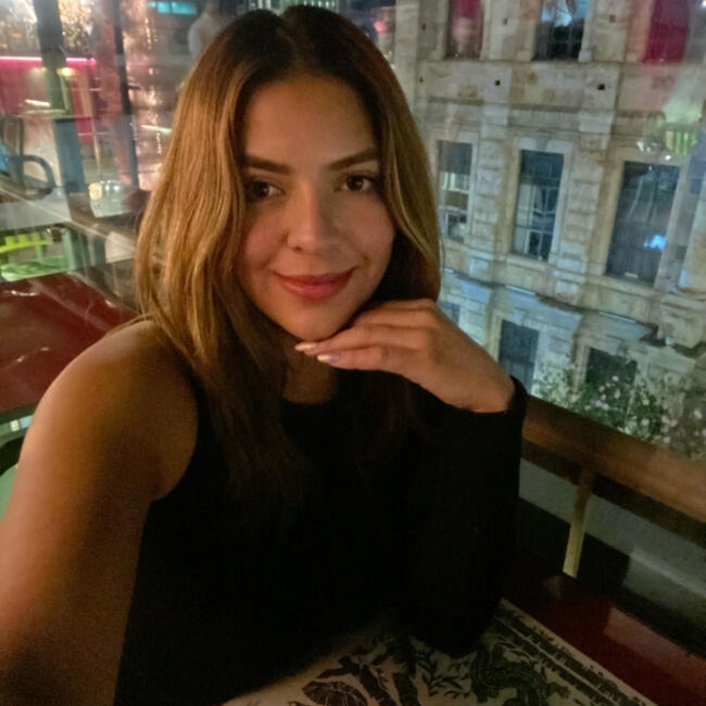 Babysitter in Cuenca: Romina Valeria