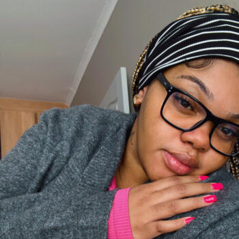 Babysitting job in Klerksdorp: babysitting job Nazreen