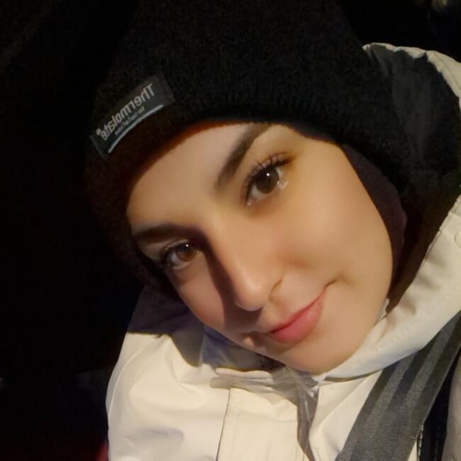 Babysitter in Vaulx-en-Velin: Aicha