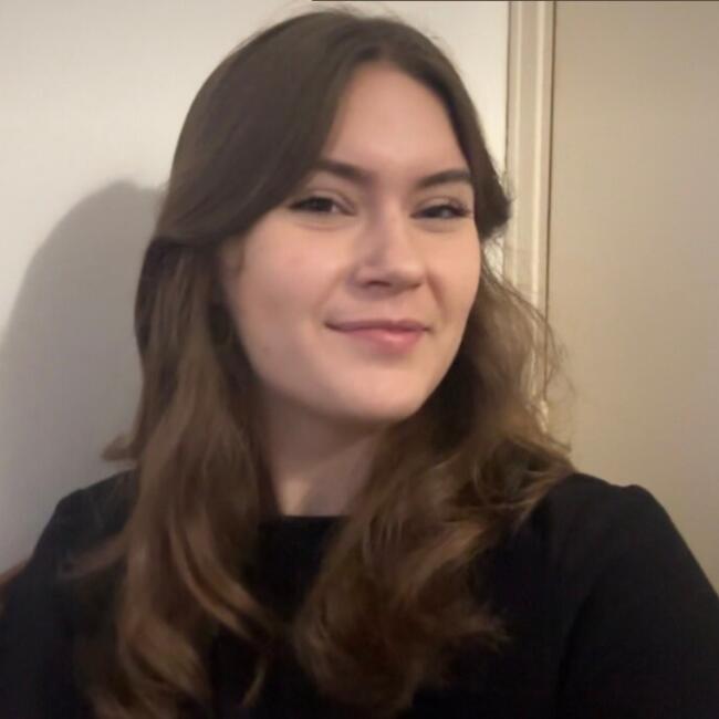 Babysitter in Neuf-Mesnil: Juju