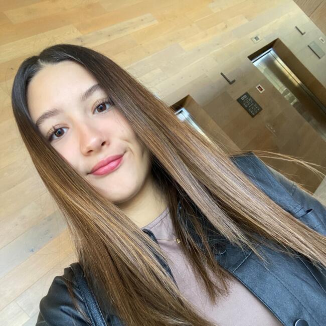 Baby-sitter in Hamilton: Nabila