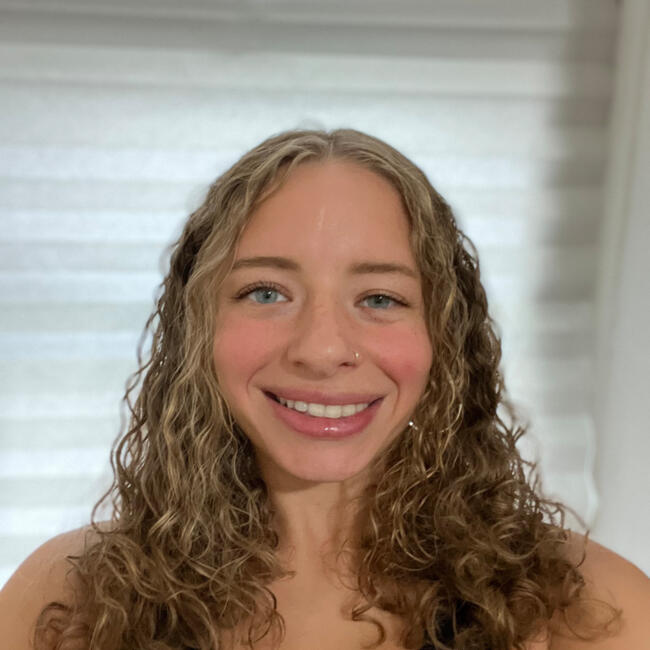 Babysitter in Brooklyn: Elena