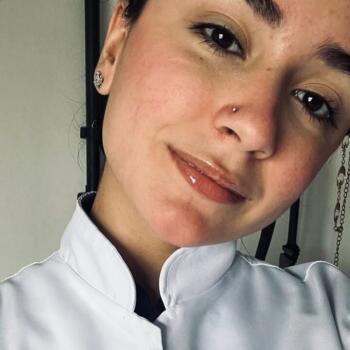 Babysitter in Itajaí: Camila
