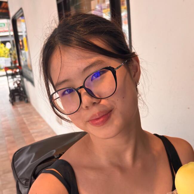 Babysitter in Singapore: Kate lynn