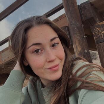 Babysitter in Almoradí: Andrea