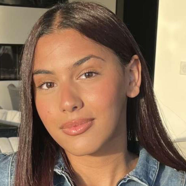 Babysitter in Marseille: Kheira