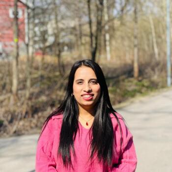 Babysitter in Vantaa: Poonam