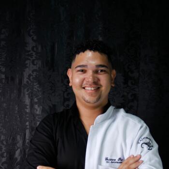 Babysitter Salvador: Gustavo