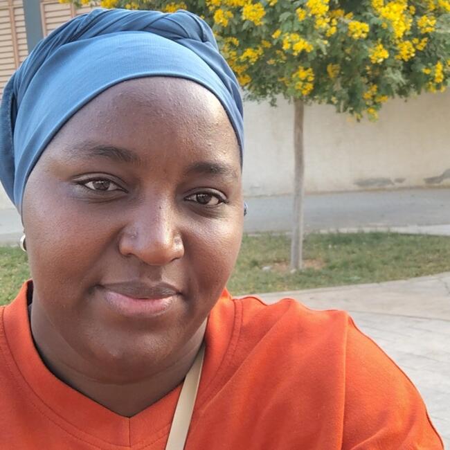 Babysitter in Riyadh: Elizabeth