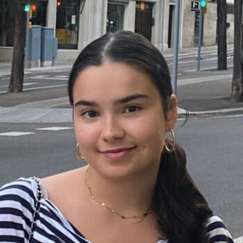 Babysitter in Courbevoie: Katell