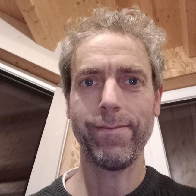 Lapsehoidmise töö asukohas Clemency: Frederic