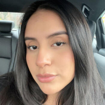 Baby-sitter in Queens: Lesli