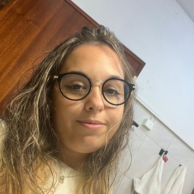 Babysitter in Moreira: Mariana