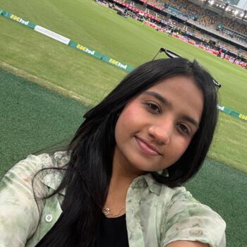 Babysitter in Brisbane: Aayushi