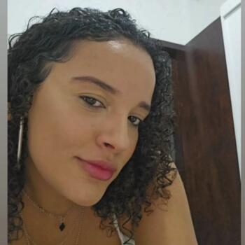 Babysitter in Salvador: Paula Cristina