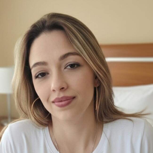 Babysitter in Belo Horizonte: Raine