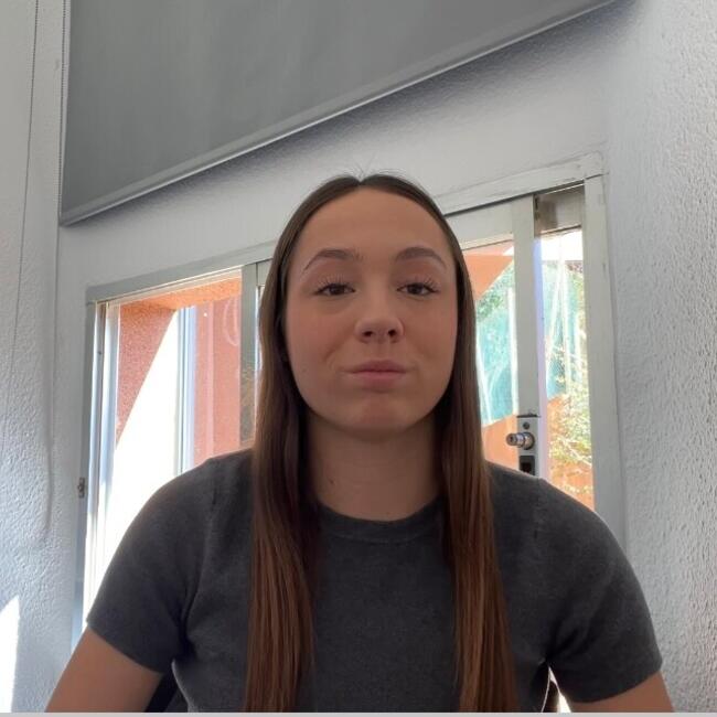 Babysitter in Castellon: Natalia