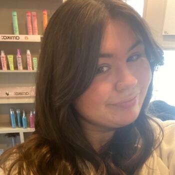 Babysitter Metairie: Maia