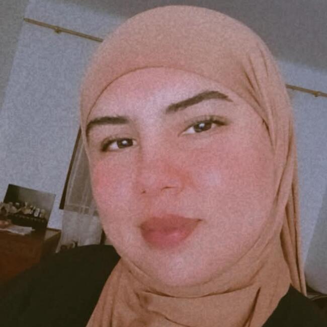 Babysitter in Kenitra: Zazia