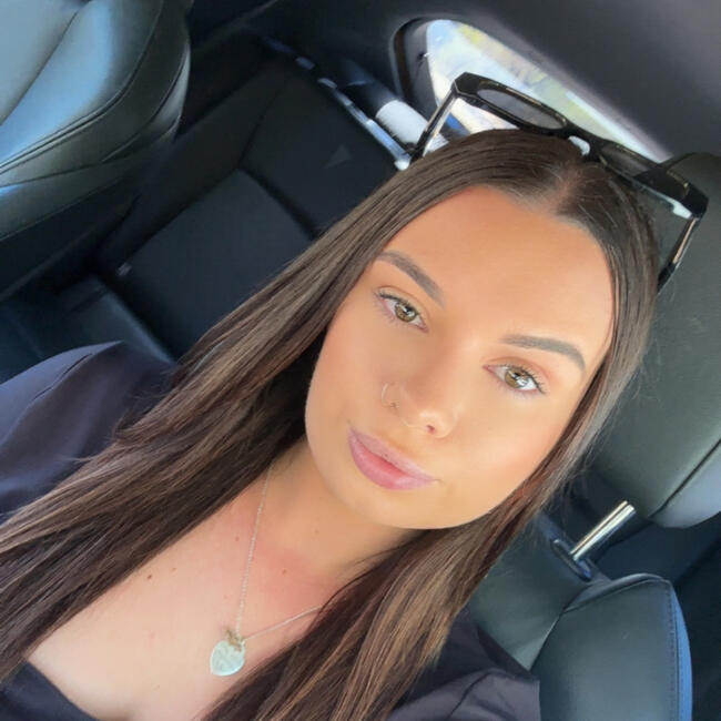 Babysitter in Adelaide: Shailee