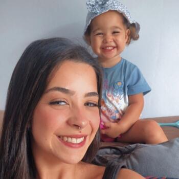 Emprego de babá em Maringá: emprego de babá Bruna