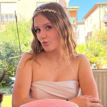 Babysitter a Campiglia Marittima: Kiara