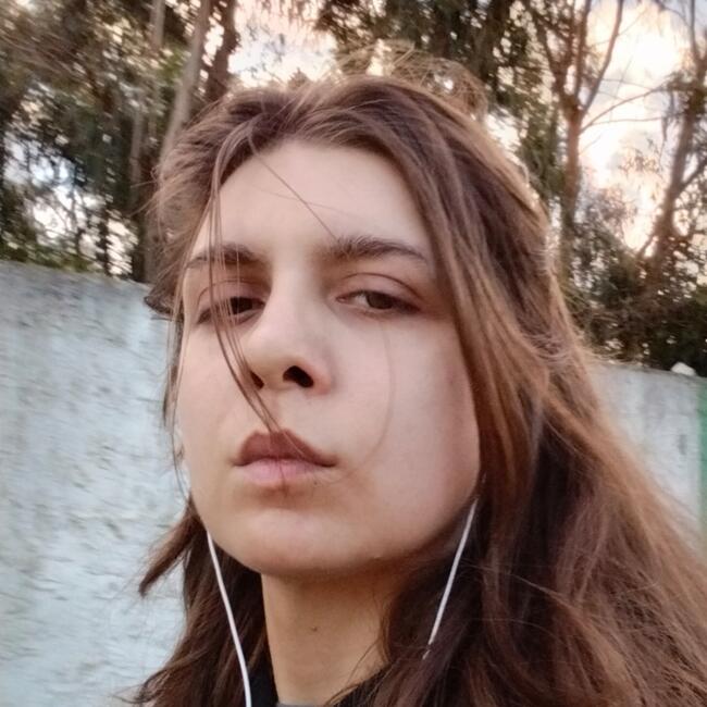 Babysitter in Moita: Ana