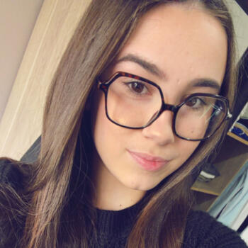 Babysitter in Beaufort-en-Vallée: Naomy