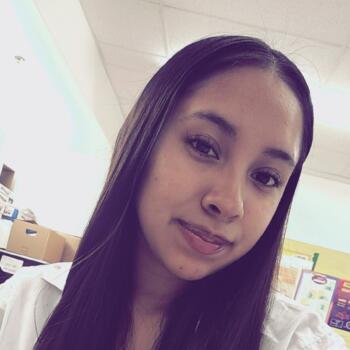 Babysitter in Hartford: Marjory