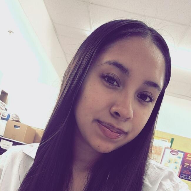 Babysitter in Hartford: Marjory