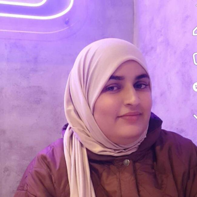 Nanny in Saint-Denis: Hassina