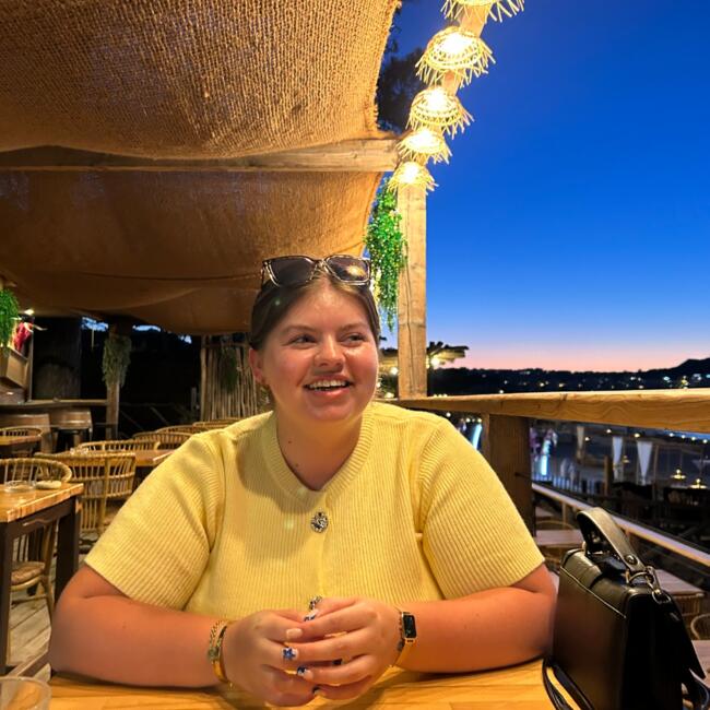 Babysitter in La Copechagnière: Maelisse