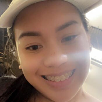 Baby-sitter in Toronto: Victoria