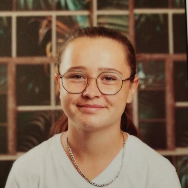 Babysitter in Prunay-Cassereau: Eva